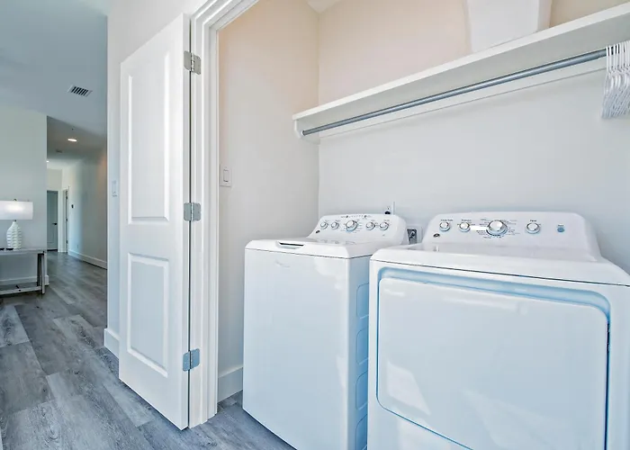 Sunset Oasis 8 Bedroom Lockout Private Pool And Pier By Prickett * Gulf Shores