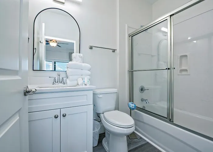 Sunset Oasis 8 Bedroom Lockout Private Pool And Pier By Prickett *